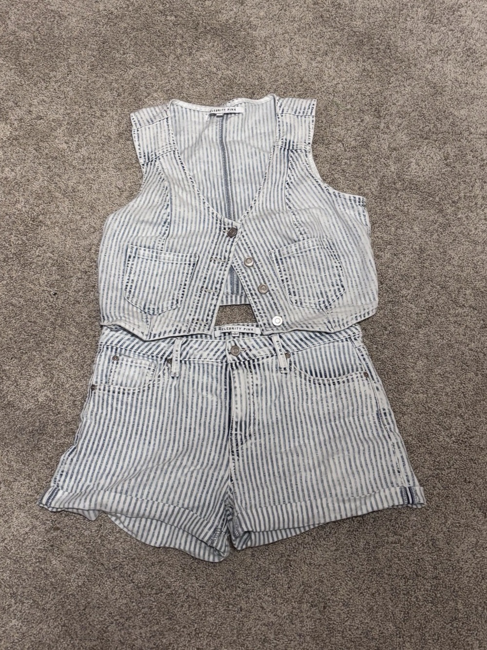 Celebrity Pink Striped Romper in Blue & White Size Large
